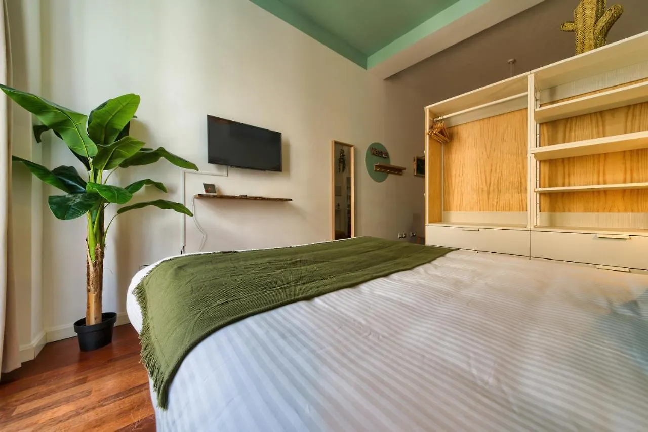 Holidays2Malaga Calderon Loft Wifi Fibra 0*, Malaga